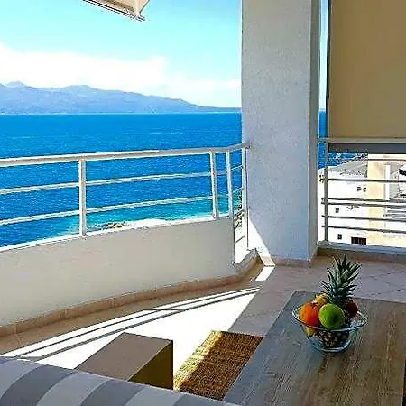 Limani Luxury Beachfront 1 4* סרנדה