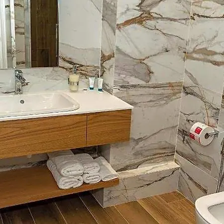 Szálloda Limani Luxury Beachfront 1 Saranda