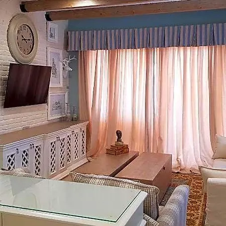 Limani Luxury Beachfront 1 4* Saranda